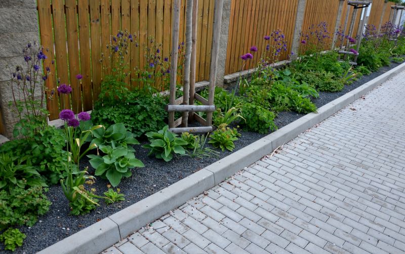 Lawn Border Installation