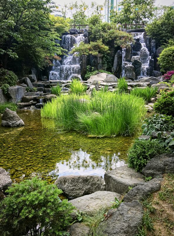 Waterfall Service